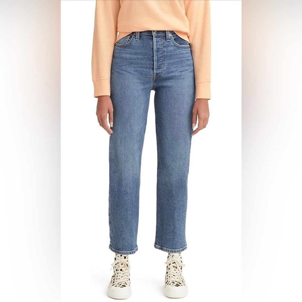 Levi’s Ribcage Straight Ankle Jeans